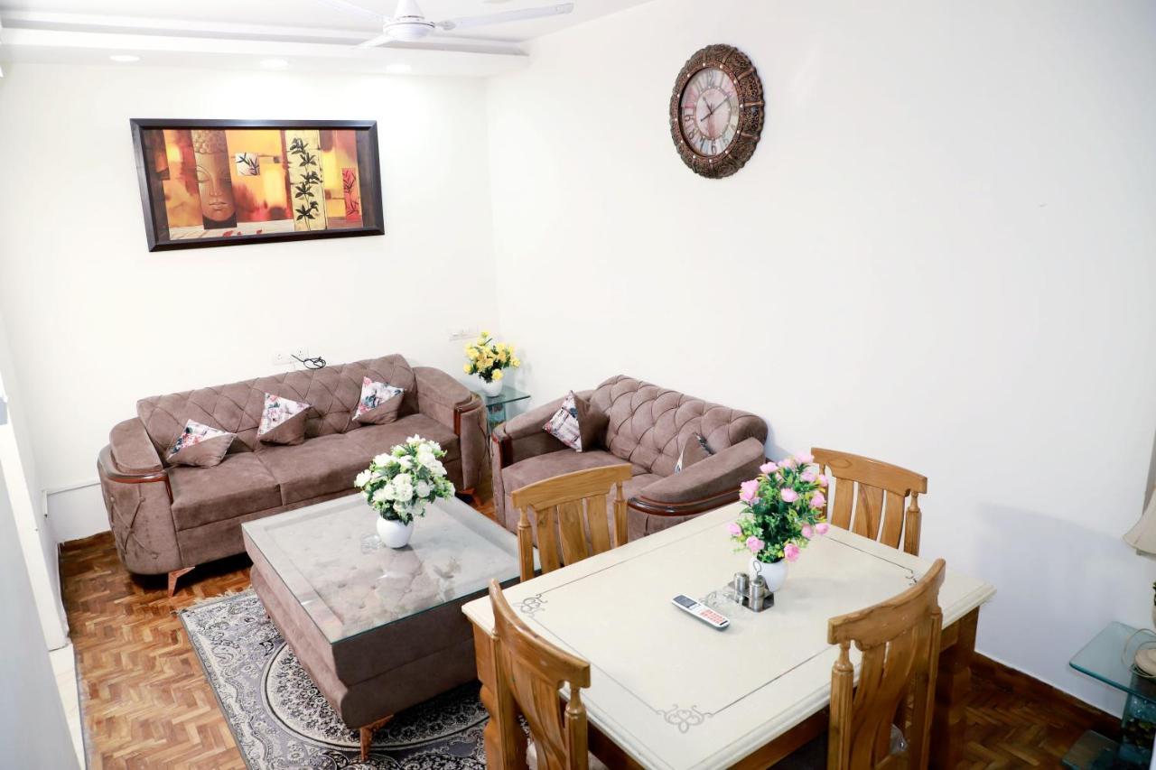 Apartment Fortune Service 3bhk,e-28 Saket 1b